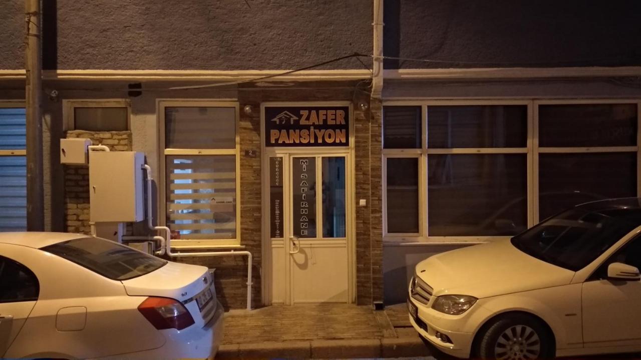 Zafer Hostel Коня Екстериор снимка