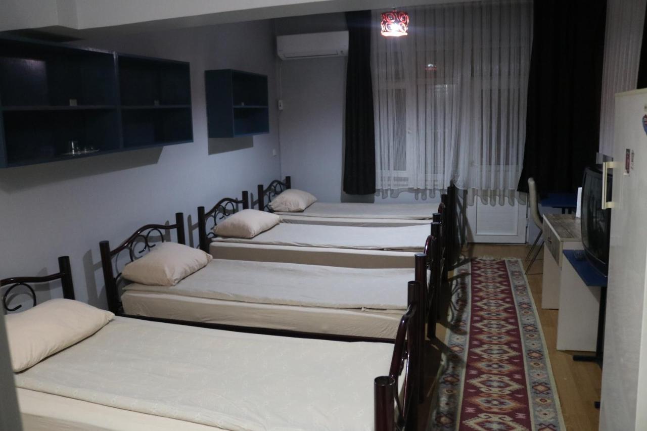 Zafer Hostel Коня Екстериор снимка